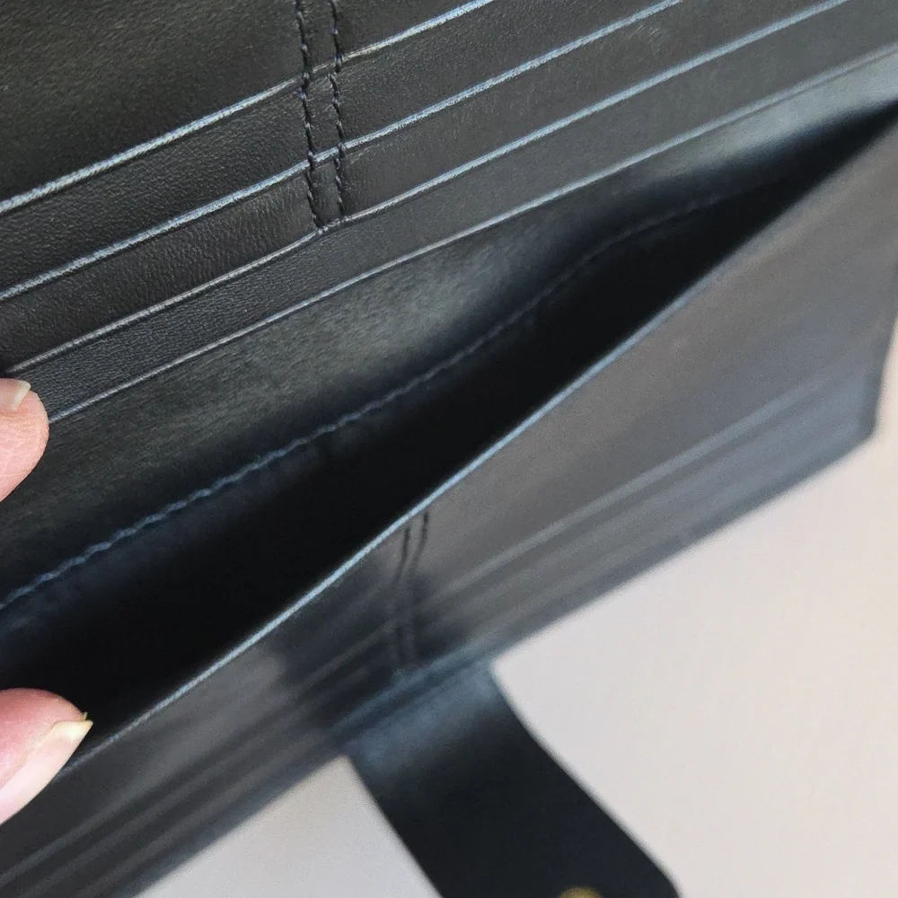 Coach Black Signature Leather Continental Wallet - Picture 8 of 9
